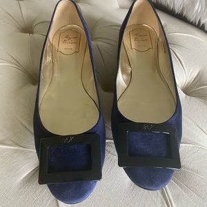 LIKE  NEW ROGER VIVIER FLATS DARK BLUE